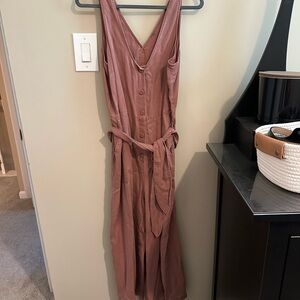 Sleeveless Mauve Button-Down Dress
